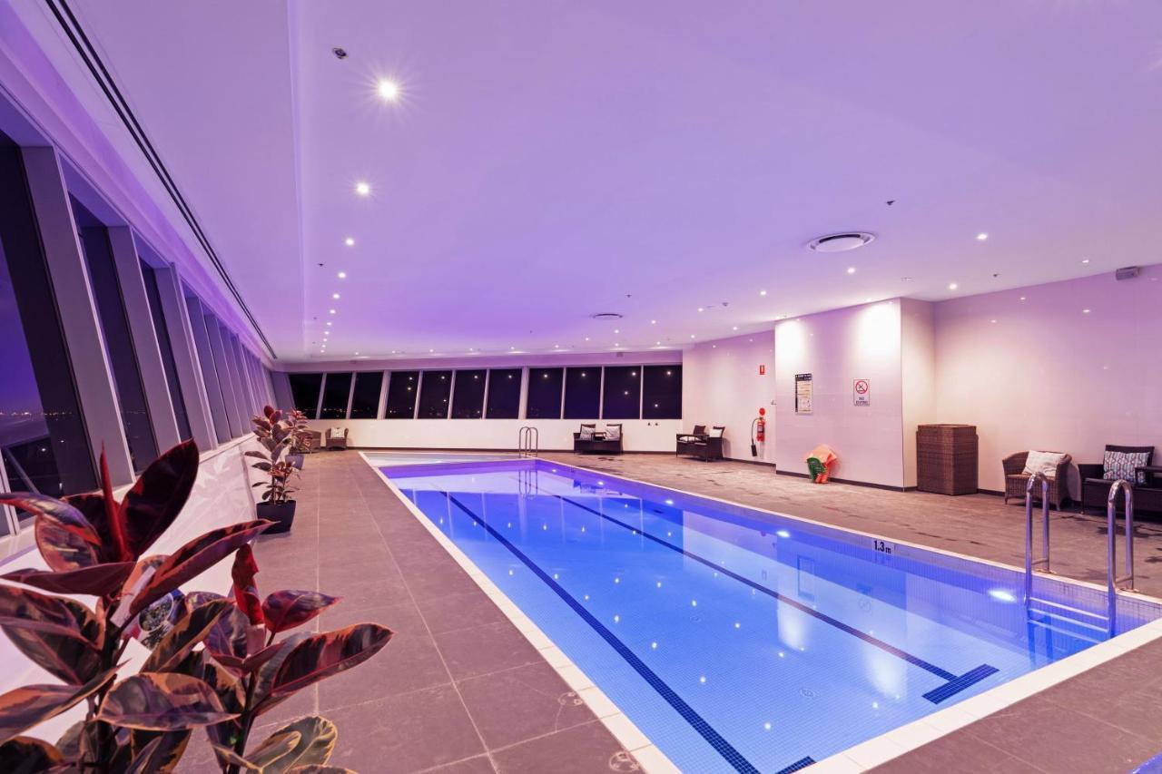 Mercure Melbourne Каролин Спрингс Екстериор снимка