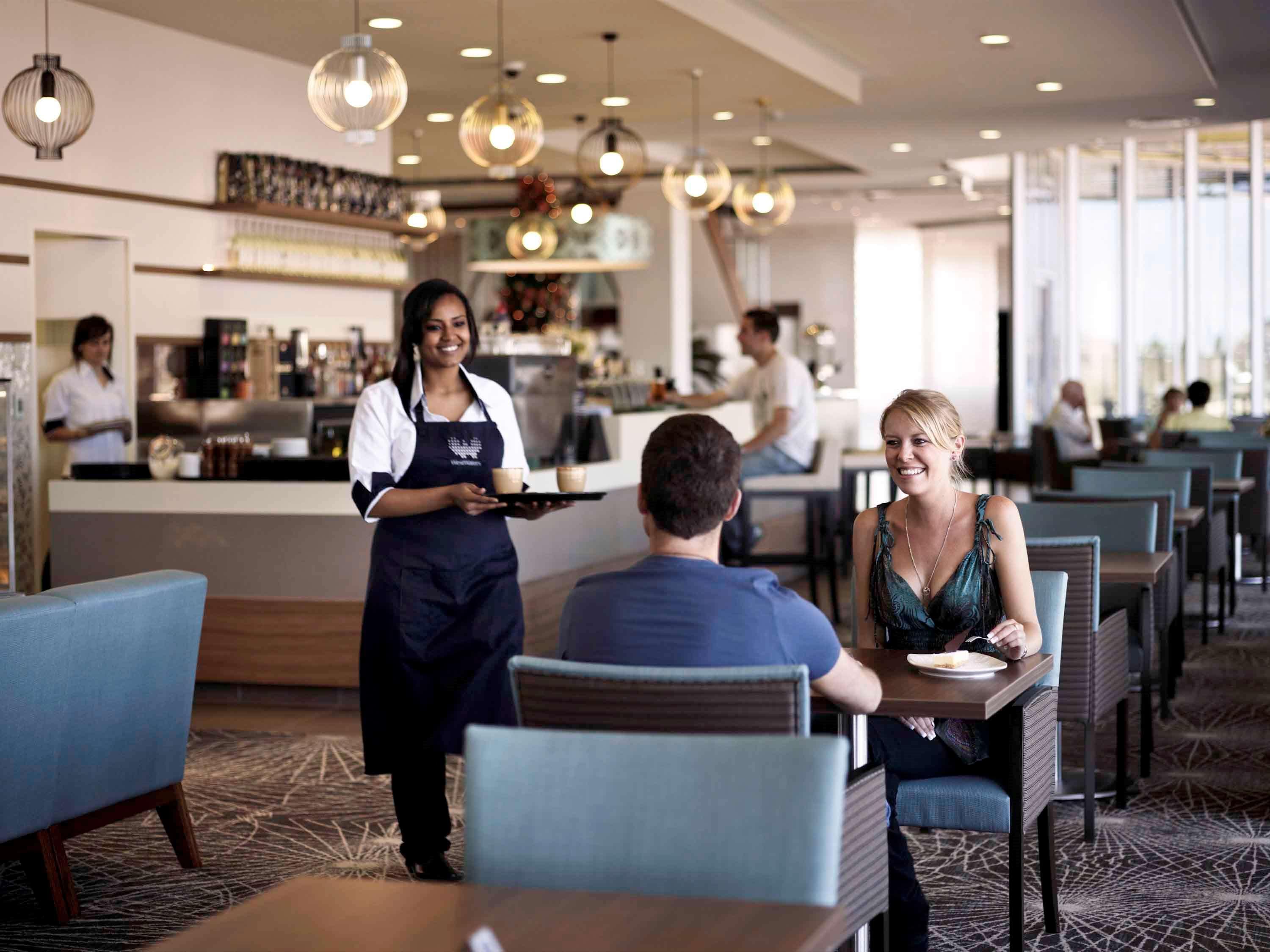 Mercure Melbourne Каролин Спрингс Екстериор снимка